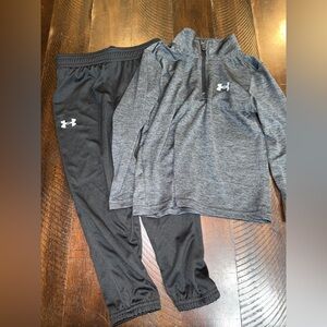 Under Armour Charcoal and Black Athletic Set - 3T